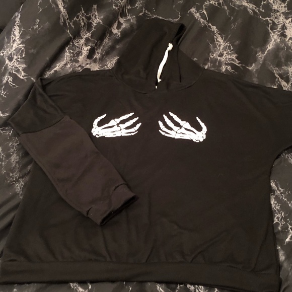 Skull chest drop shoulder hoodie - Picture 1 of 4